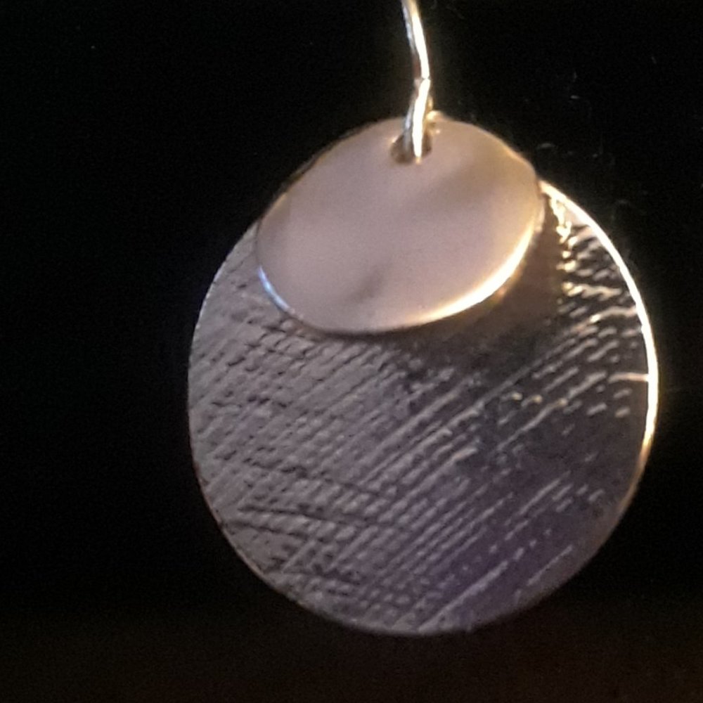 Earrings - Picture 2 of 3